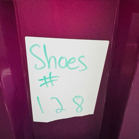 Nike Flex Experience Pink And Gray Adjustable Strap Sneaker Girls Size 6 - Picture 9 of 9